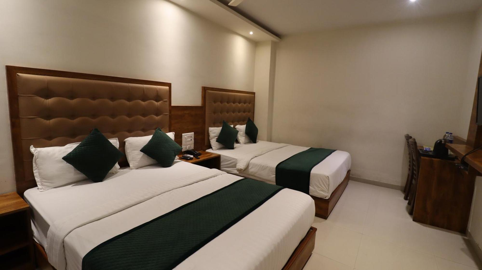 Hotel Bkc Garden - Near Us Embassy Bkc Mumbai Bombaim Exterior foto