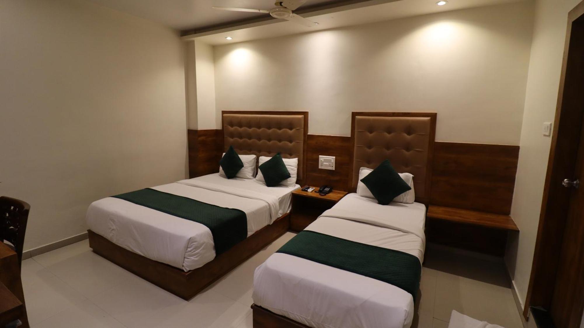 Hotel Bkc Garden - Near Us Embassy Bkc Mumbai Bombaim Exterior foto