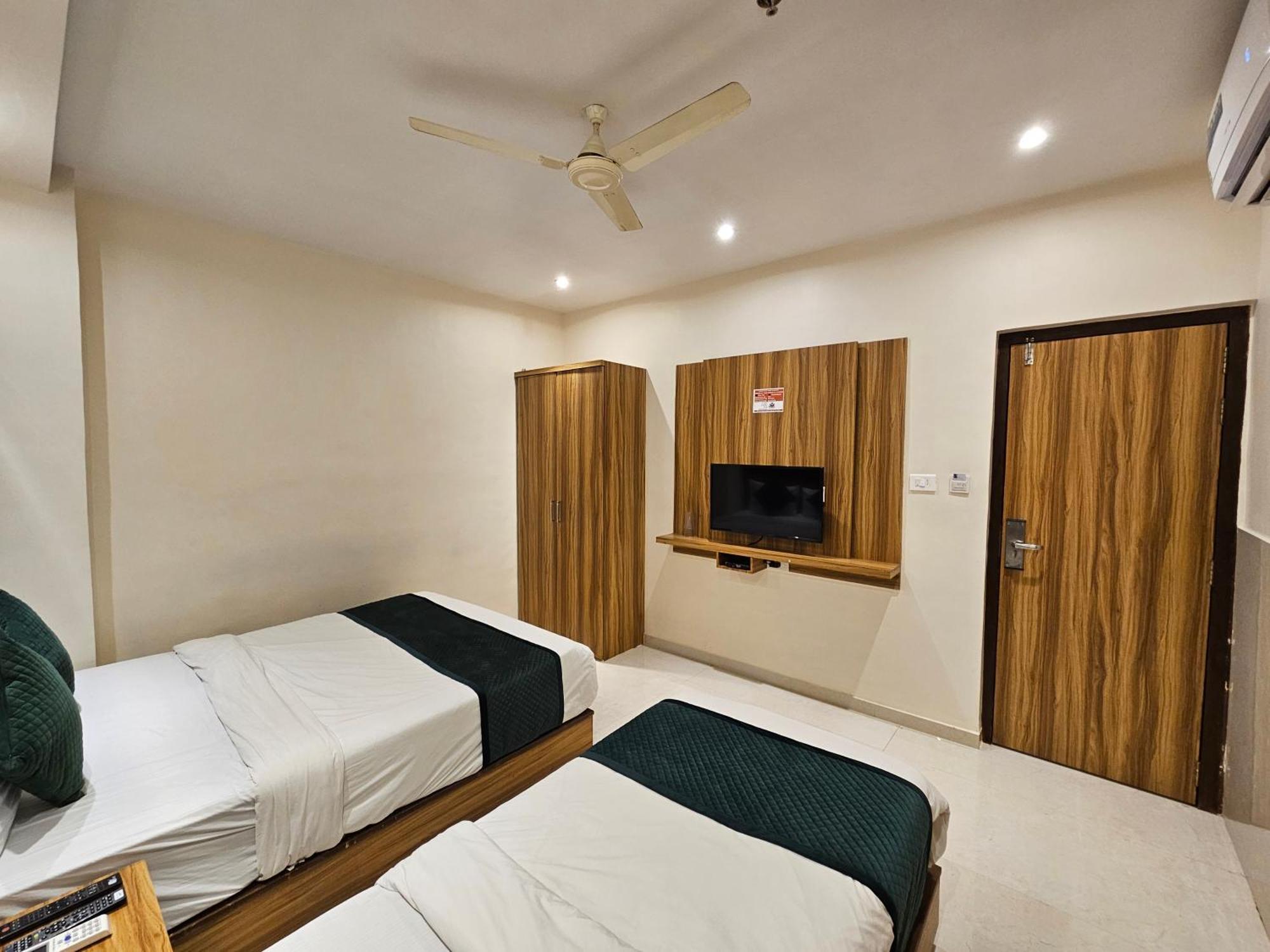 Hotel Bkc Garden - Near Us Embassy Bkc Mumbai Bombaim Exterior foto