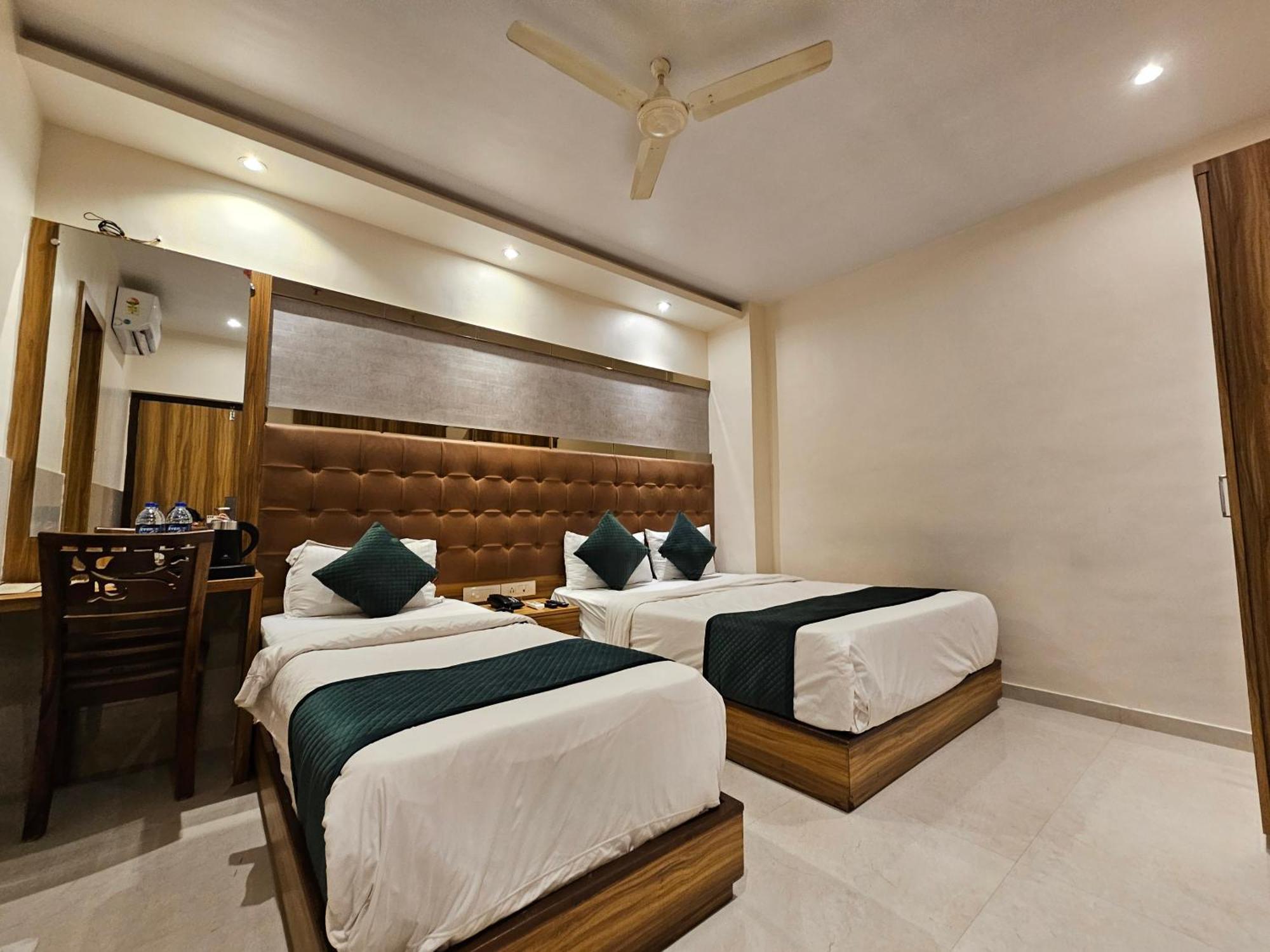 Hotel Bkc Garden - Near Us Embassy Bkc Mumbai Bombaim Exterior foto